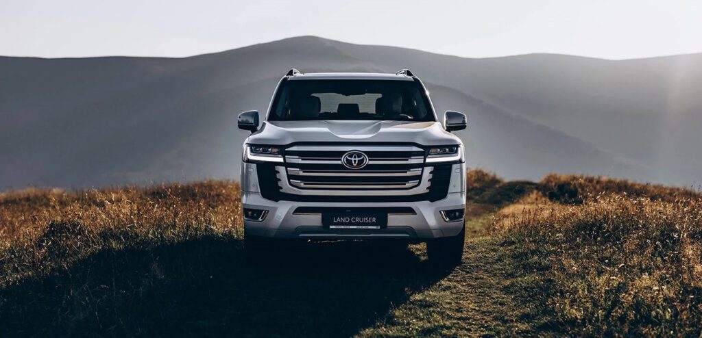 Обзор Toyota Land Cruiser 300: Ваш надежный внедорожник Toyota Land Cruiser 300