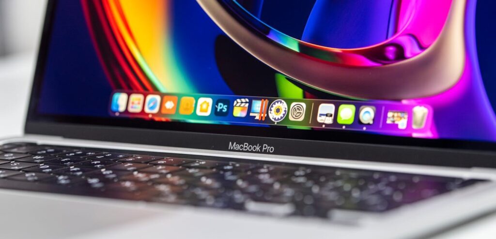 Apple MacBook: лучший компаньон для работы и развлечений Apple MacBook