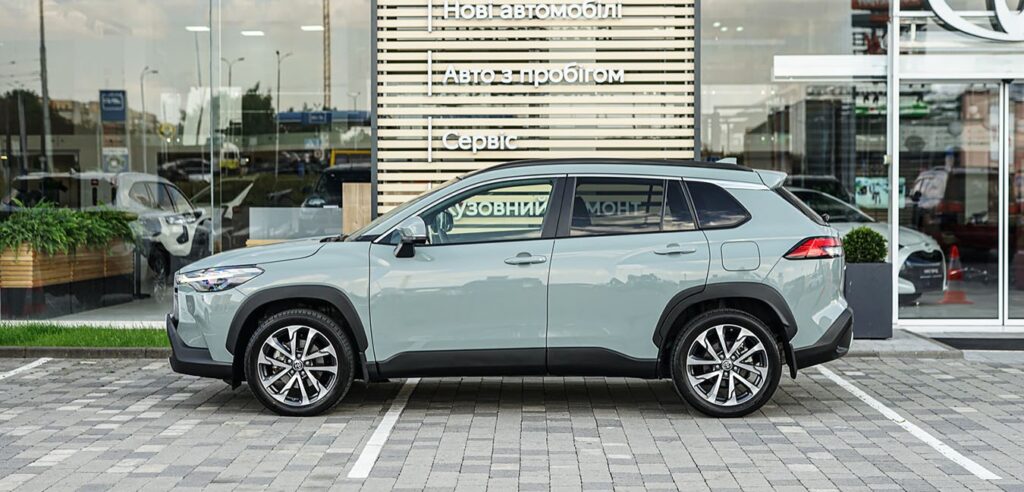 Автомобілі з пробігом Toyota