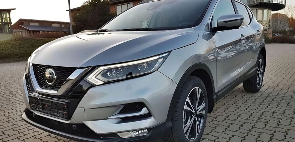 Накладки на пороги Nissan Qashqai: вибір між нержавійкою, пластиком та хромом Накладки на пороги Nissan Qashqai